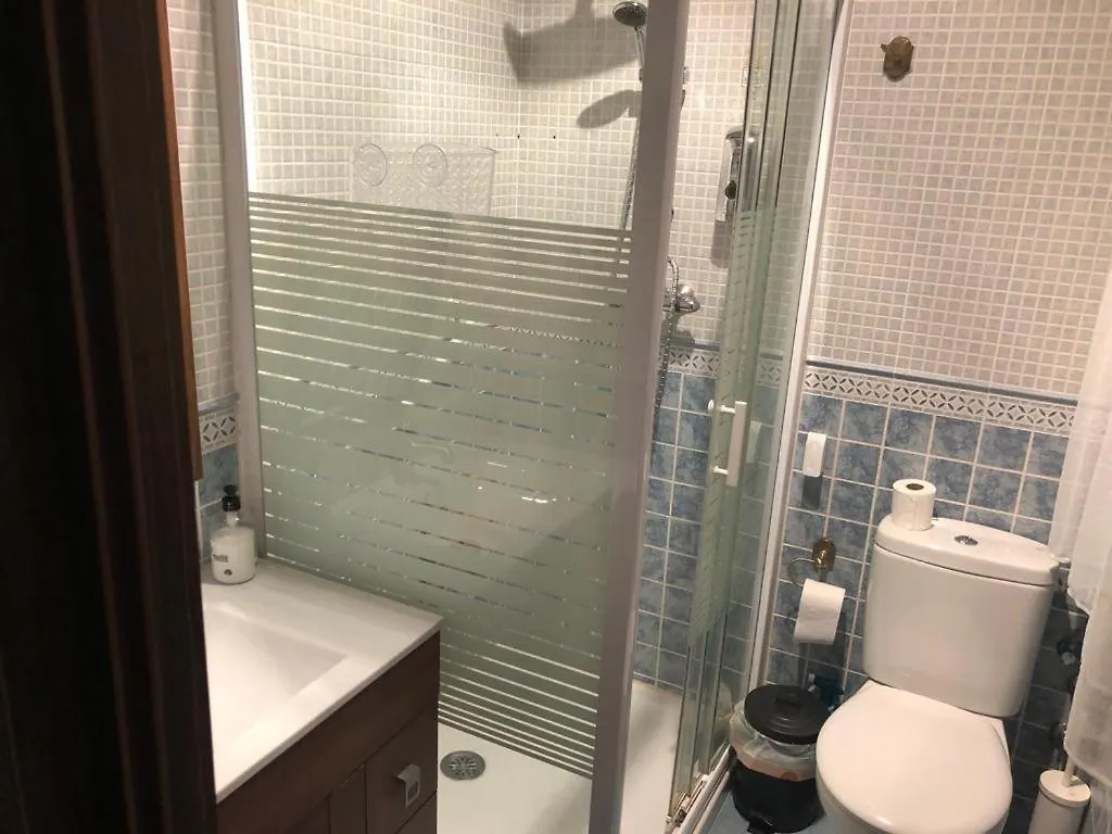 Bonito y tranquilo apartamento estudio, con techos abuhardillados y magnificas vistas al Rio Tajo Toledo